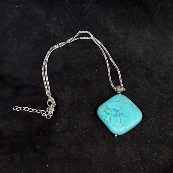 Vintage Jewelry - Vintage Large Turquoise Charm 17" Chain Necklace